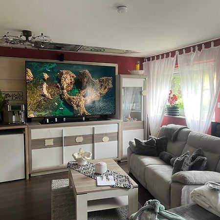 Gaestezimmer In Ratingen Bei Duesseldorf Mit Einem Hauch Luxus Exterior foto